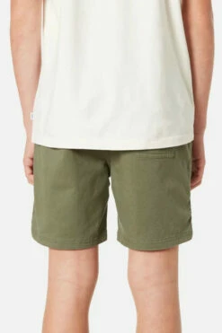 KATIN FRANK SHORT (WSFRASP23) -surf sale shop Katin Boys Frank Short Olive 12 5000x 116eea4f 1f62 479e b7d6 540c584ae0ef grande 59192.1693061042
