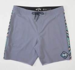 BILLABONG D BAH LO TIDE BOARDSHORTS (ABYBS00347)