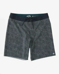 BILLABONG SUNDAYS PRO 19" BOARDSHORT (ABYBS00387)