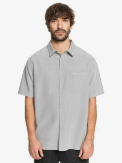 QUIKSILVER WATERMAN CENTINELE SHORT SLEEVE SHIRT -surf sale shop eqmwt03150 quiksilver2Cw sjm1 frt1 38097.1674491947