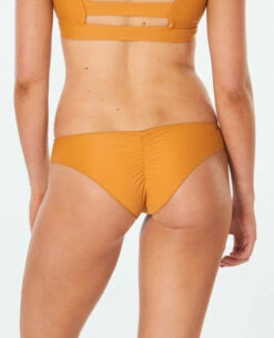 RIP CURL CLASSIC SURF ECO CHEEKY BIKINI BOTTOM (EX) -surf sale shop fudh3sahtrsdu65wqj1c 20061.1697645981