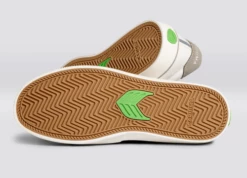 CARIUMA NAIOCA PRO VINTAGE WHITE WOMEN'S SHOE -surf sale shop naioca skate off white vintage grey logo sneaker.slideshow2 29f266e5 9c9d 4752 b620 7703ffb84a59 11475.1674596497