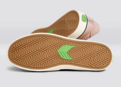 CARIUMA NAIOCA ROSE SUEDE MEN'S SHOE -surf sale shop naioca skate rose ivory logo sneaker.slideshow2 59029.1674596516