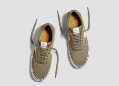 CARIUMA NAIOCA BURNT SAND SUEDE MEN'S SHOE -surf sale shop naioca skate sand ivory logo sneaker.slideshow5 14136.1674596503