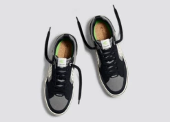 CARIUMA VALLELY BLACK SUEDE/CHARCOAL MEN'S SHOE -surf sale shop vallely skate charcoal grey black cordura suede sneaker.slideshow5 54892.1674596425